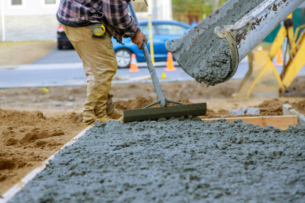 Best Concrete Contractor Near Me  in Pearl, MS